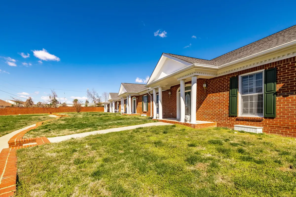 113 Golf Club Ln #13, Springfield, TN 37172 - #1