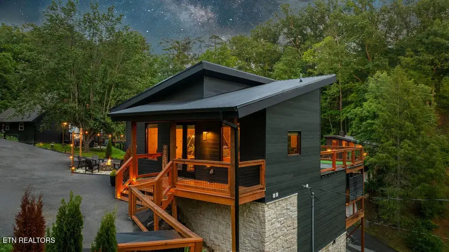 1514 Mountain Drive, Sevierville, TN 37876 - #3