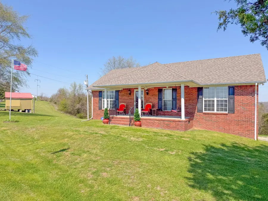 410 Ables Ln, Pulaski, TN 38478 - #2