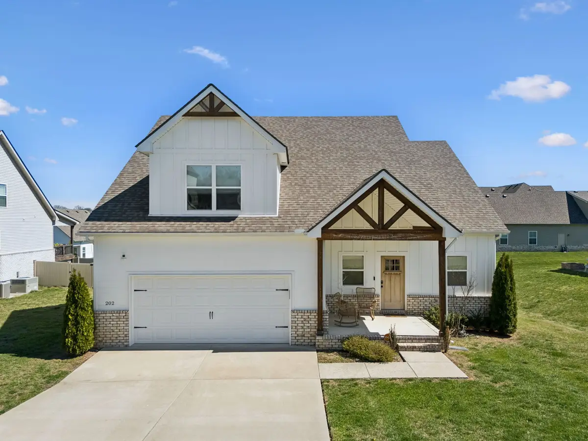 202 Finch Dr, La Vergne, TN 37086 - #1