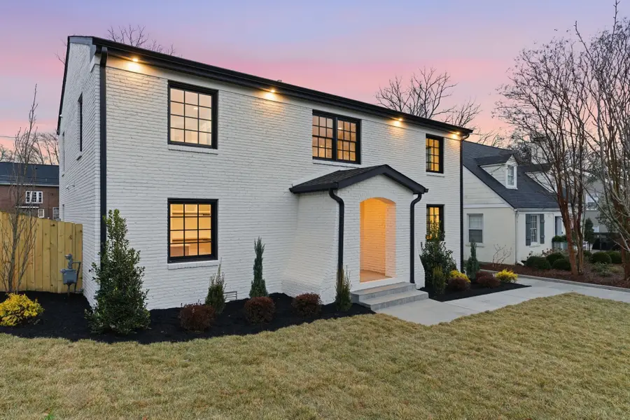 206 Cherokee Rd, Nashville, TN 37205 - #3