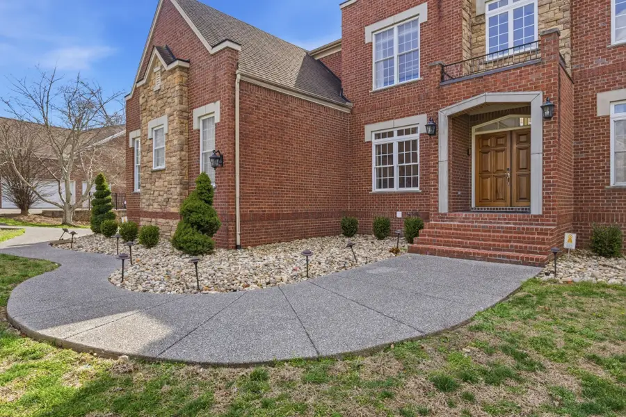 6876 Walnut Hills Dr, Brentwood, TN 37027 - #3