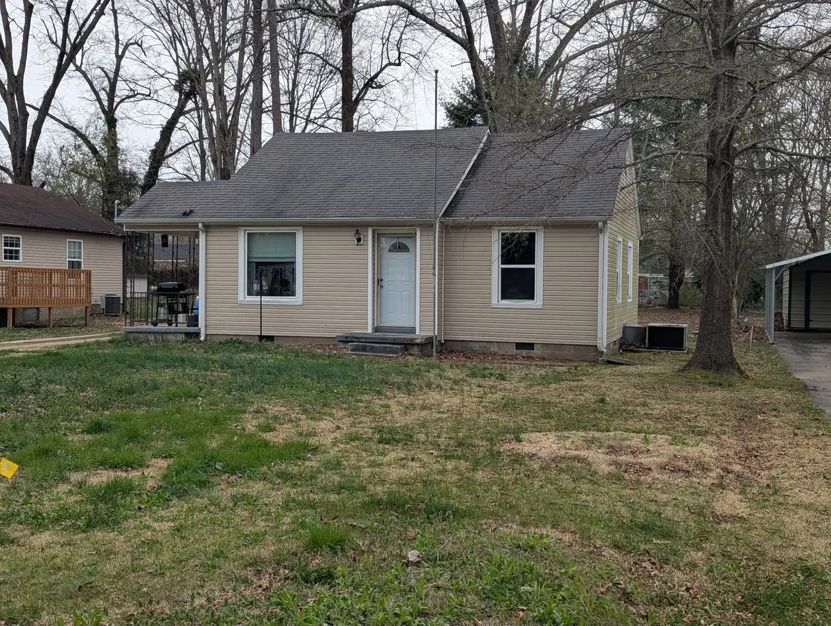 705 Circle Dr, Tullahoma, TN 37388 - #1