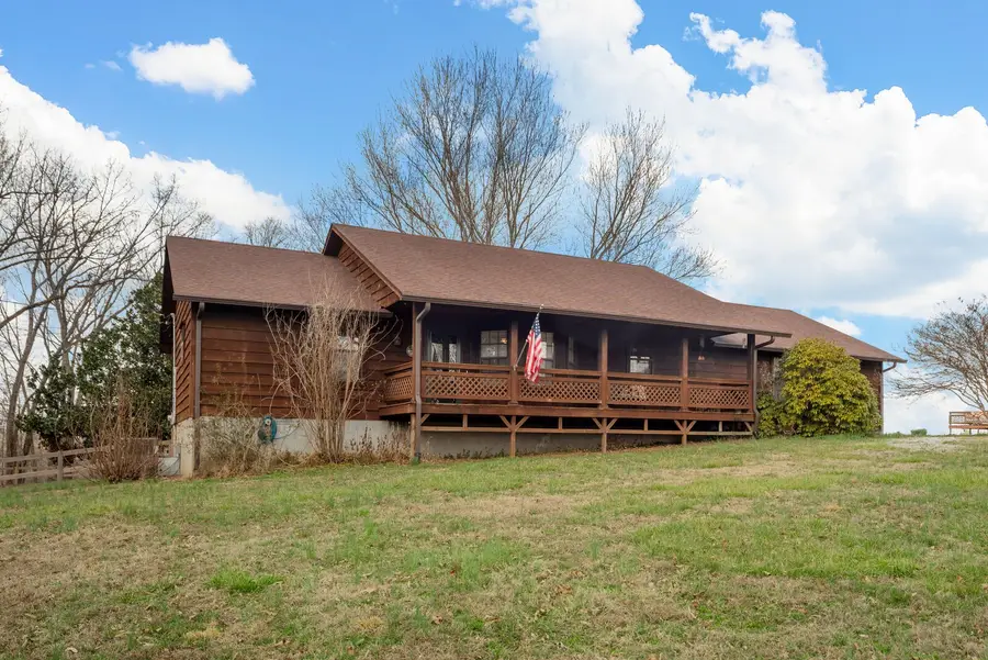 2427 Toler Rd, Woodlawn, TN 37191 - #3