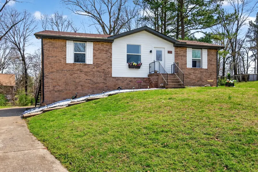 1287 Jostin Dr, Clarksville, TN 37040 - #2
