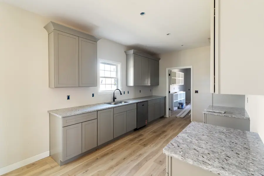 1997 Stevens Dr, Westmoreland, TN 37186 - #3