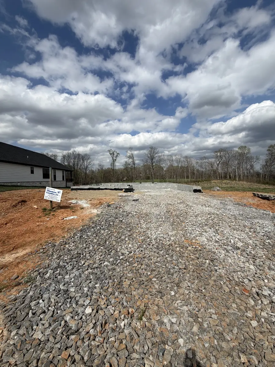925 Bankside Dr, Clarksville, TN 37043 - #2