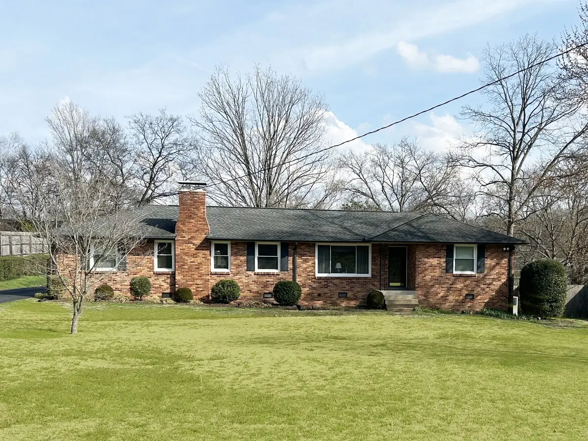 5208 Smartt Dr, Nashville, TN 37220 - #1