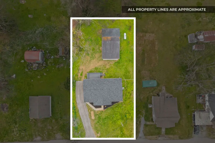 206 Maple St, Adams, TN 37010 - #2