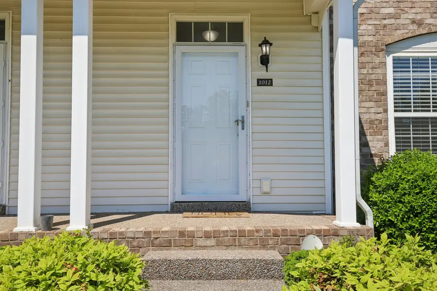 1012 Mckenna Drive, Thompsons Station, TN 37179 - #2
