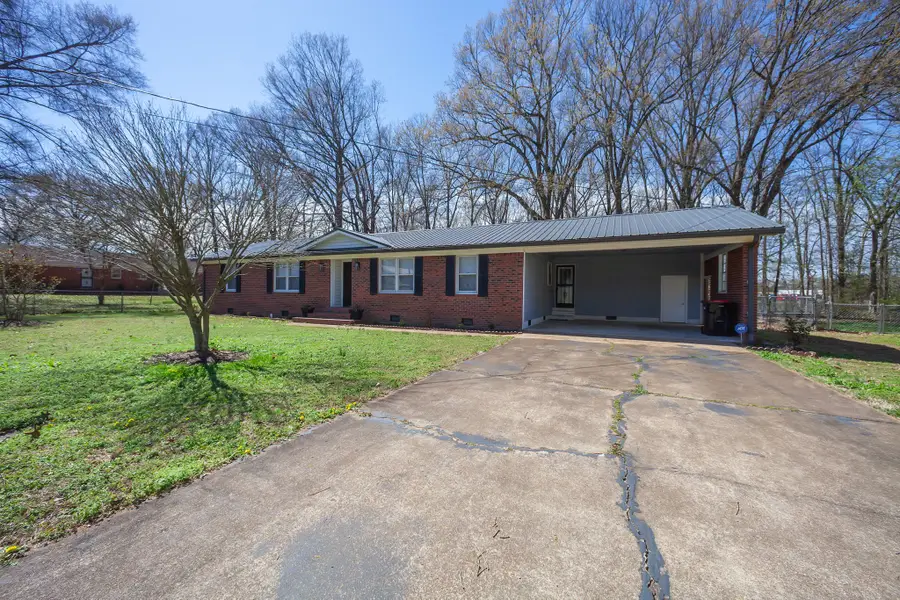 2611 Shepard Dr, Humboldt, TN 38343 - #3