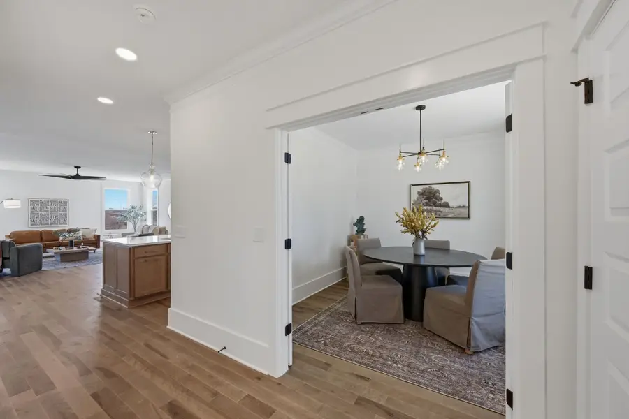 264 38th Ave N, Nashville, TN 37209 - #3