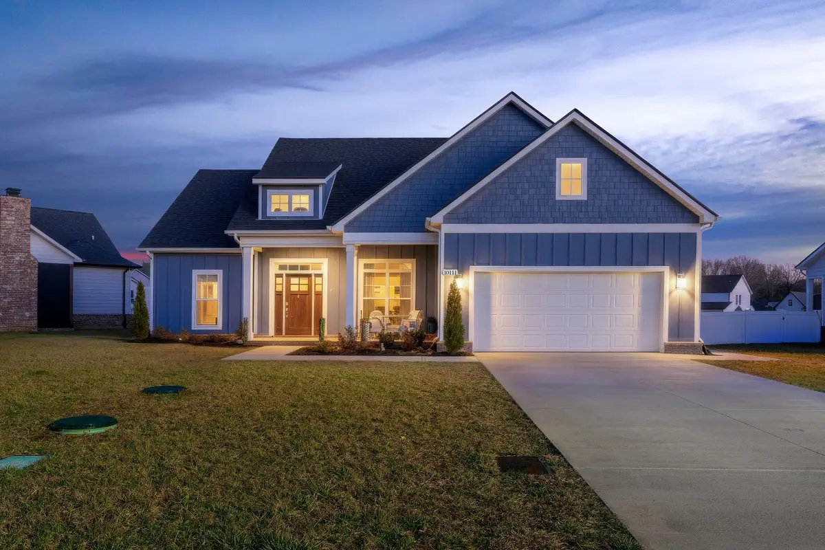 10111 Crookedhorn Ct, Bell Buckle, TN 37020 - #1