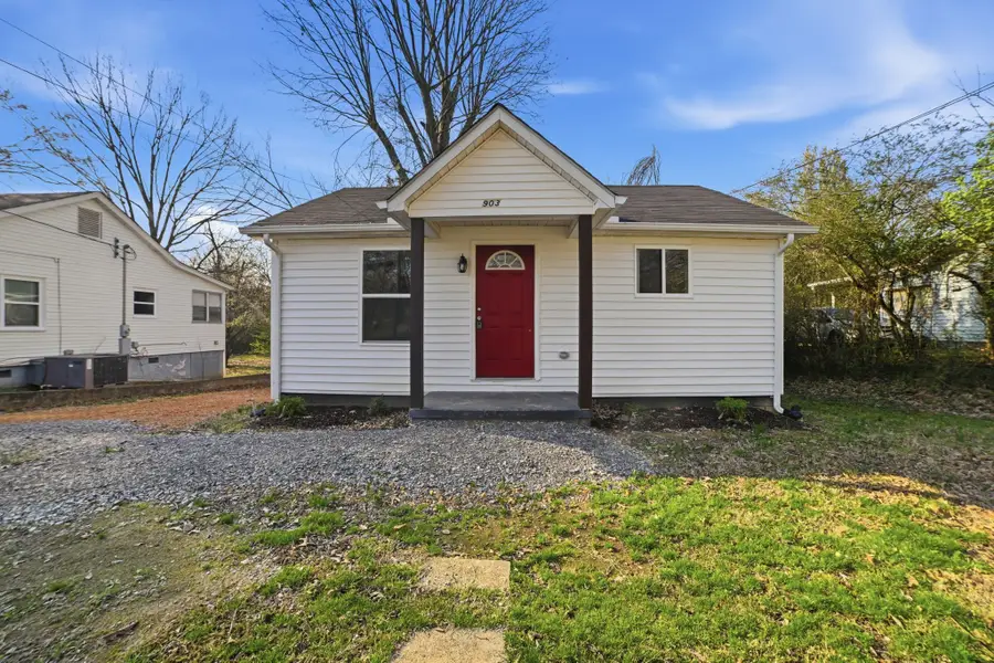 903 Curtis St, Paris, TN 38242 - #2