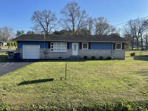 1306 Edgewood Dr, Manchester, TN 37355