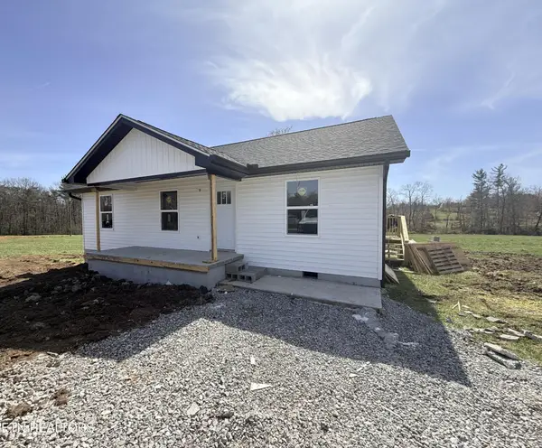 366 Old Wes Baldwin Rd, Jamestown, TN 38556