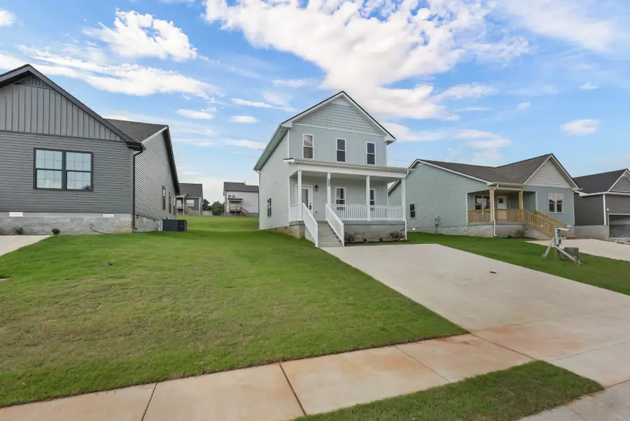 2667 Scott Dr, Clarksville, TN 37042 - #2