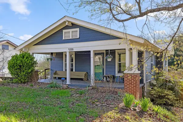 4200 Crestview Drive, Chattanooga, TN 37415