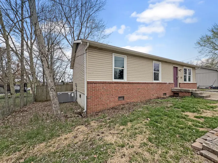 1488 Craig Dr, Clarksville, TN 37042 - #3