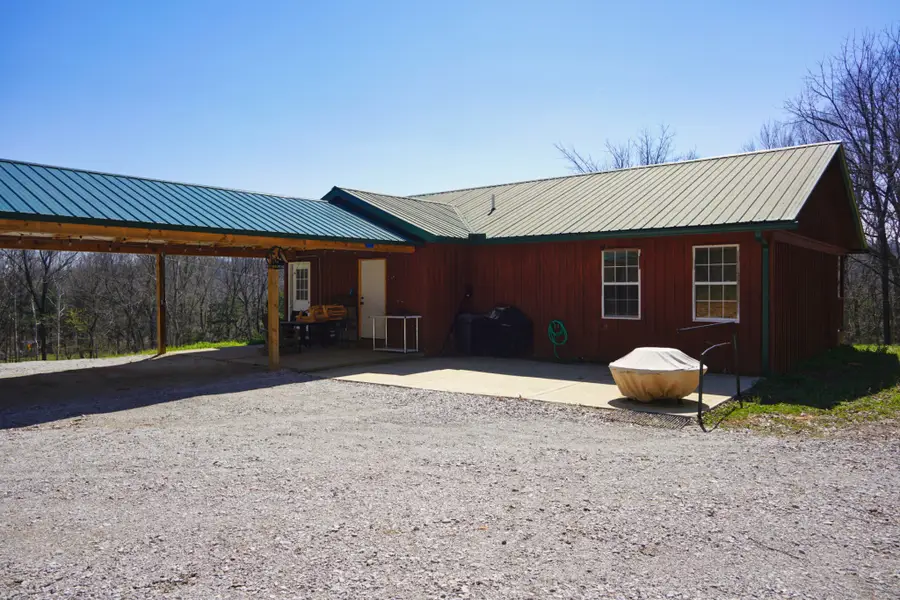 2300 Bear Creek Rd, Vanleer, TN 37181 - #3