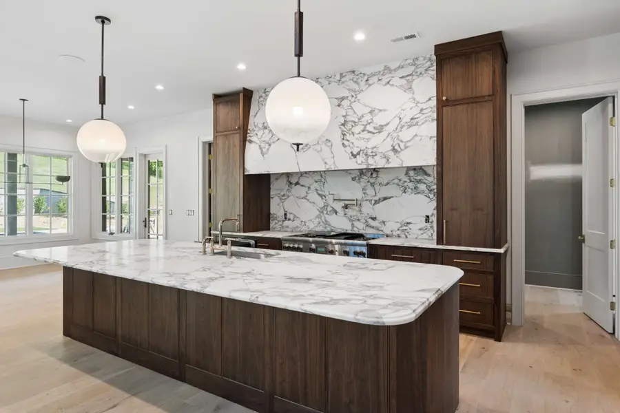 692 Legends Crest Dr, Franklin, TN 37069 - #3