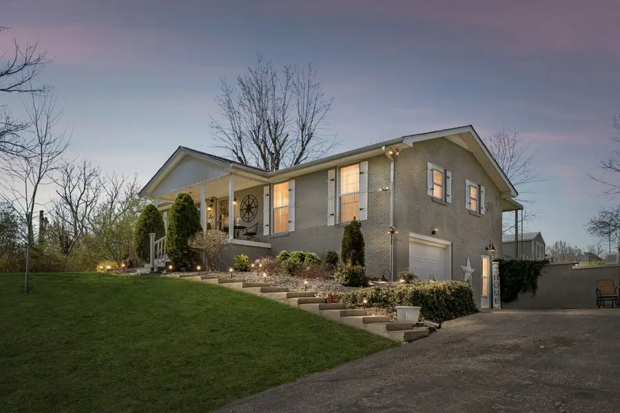 212 Bradford Hill Rd N, Brush Creek, TN 38547 - #3