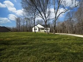 1416 East Piney Road, Dickson, TN 37055