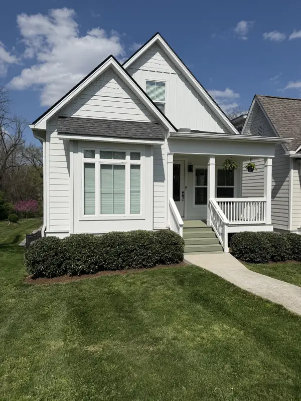 901 Curdwood Blvd, Nashville, TN 37216