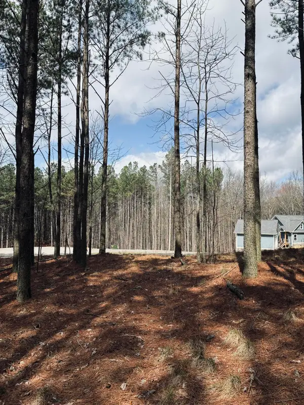 215 Honeybee Court, Jasper, TN 37347