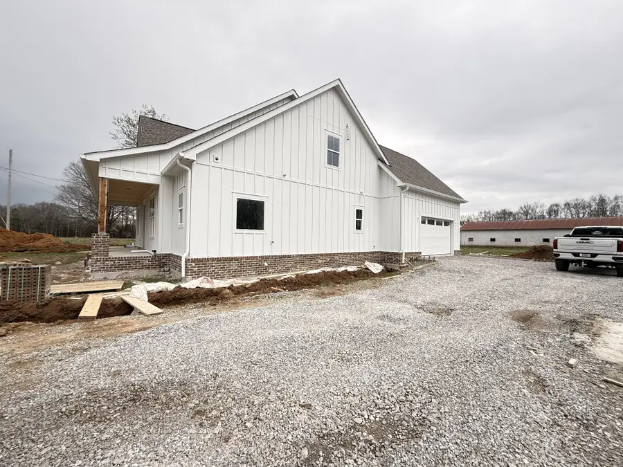 2797 Unionville Rd, Chapel Hill, TN 37034 - #3