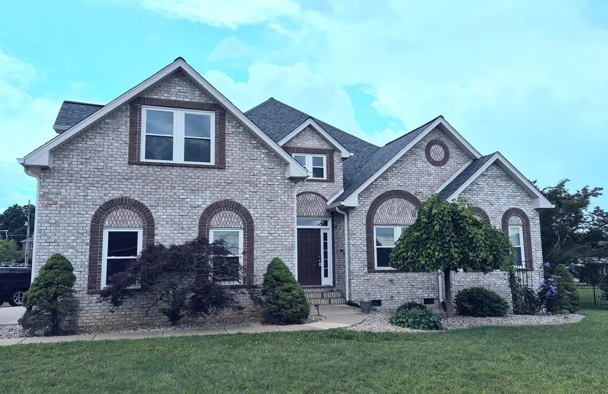 2114 London Ln, Greenbrier, TN 37073 - #1
