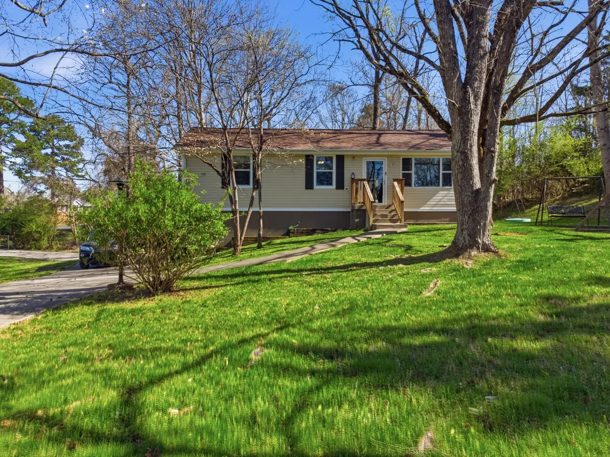 1315 Gratton Rd, Clarksville, TN 37043 - #1