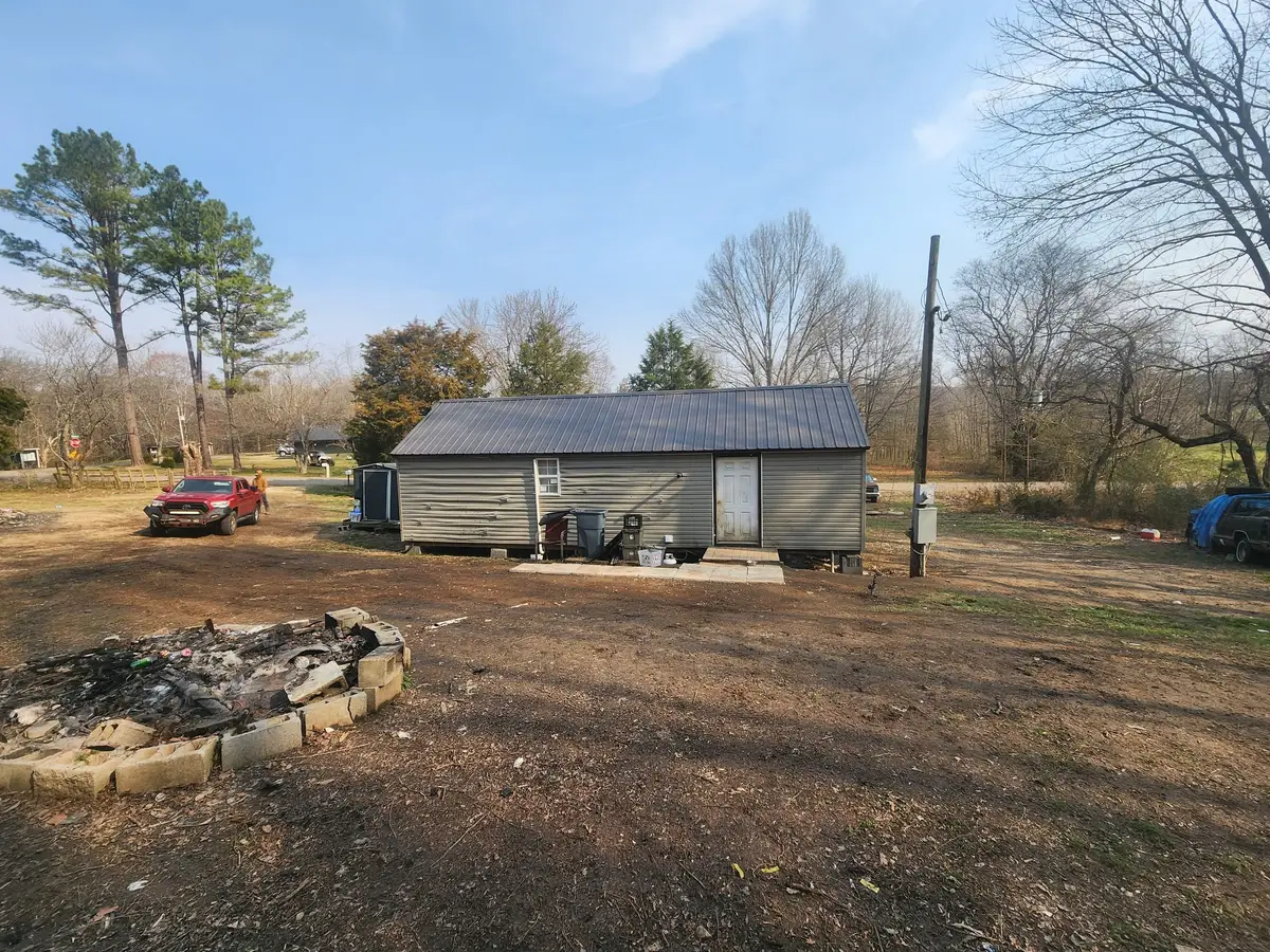 1200 Bloom Landing Rd, Charlotte, TN 37036 - #1