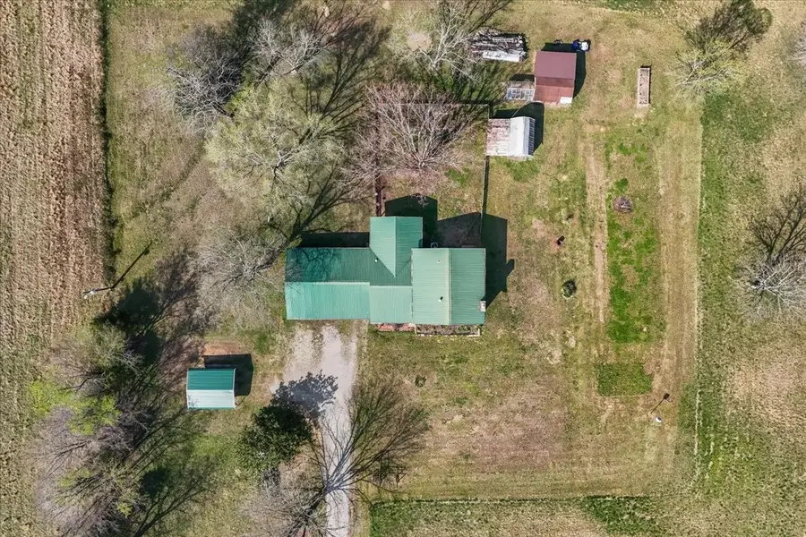 906 Bodine Loop, Hurricane Mills, TN 37078 - #3