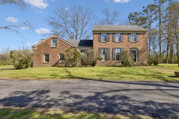 1519 Old Hillsboro Rd, Franklin, TN 37069