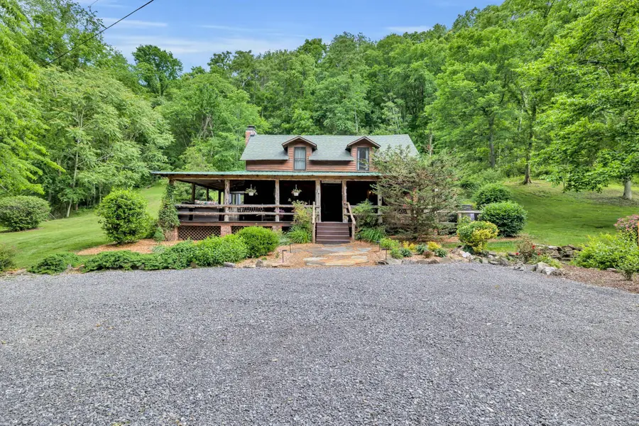 28 Bussell Ln, Gordonsville, TN 38563 - #3