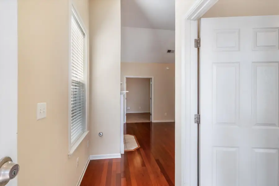 1365 Harbor Park Dr, Memphis, TN 38103 - #3