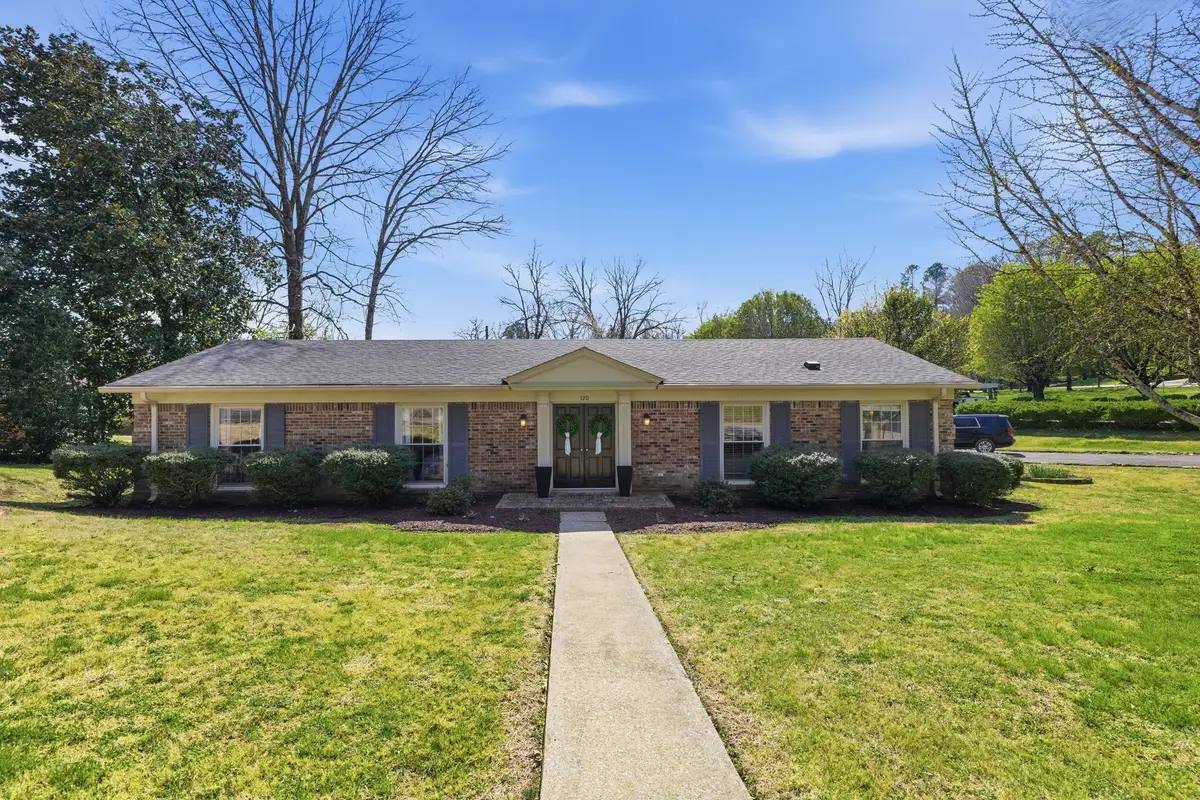 120 Sunset Dr, Pulaski, TN 38478 - #1