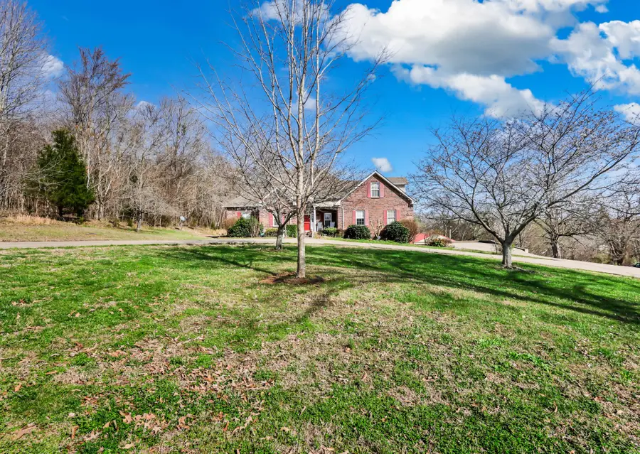 2410 Dunbar Rd, Woodlawn, TN 37191 - #3