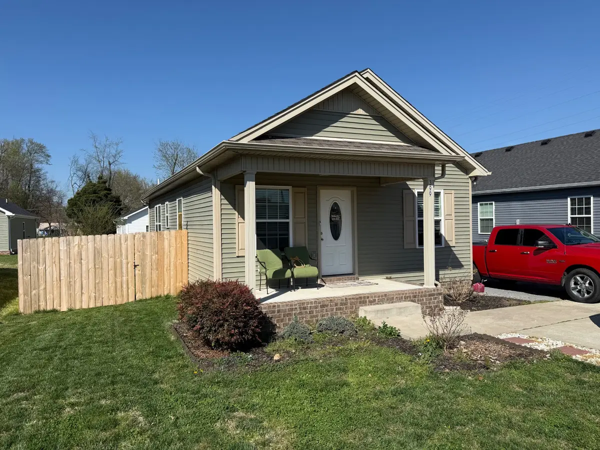 399 Church St, Portland, TN 37148 - #1