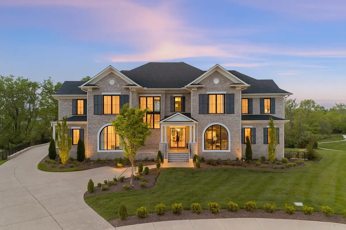 9316 Edenwilde Dr, Brentwood, TN 37027 - #1
