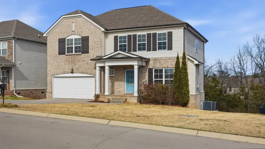 1042 Solomon Ln, Spring Hill, TN 37174 - #2