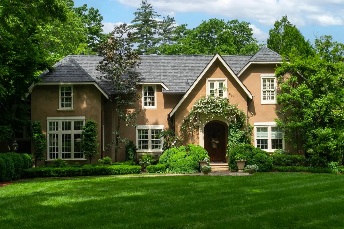 215 Lynnwood Blvd, Nashville, TN 37205 - #1