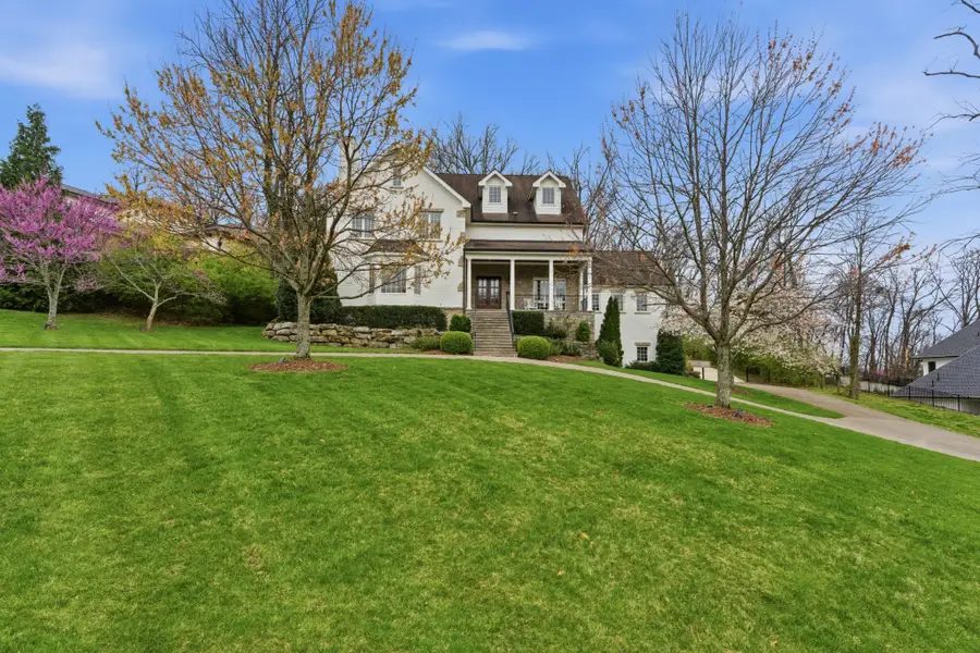 4421 Wayland Dr, Nashville, TN 37215 - #2