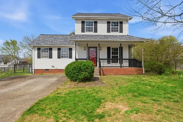 3005 West Dr, Greenbrier, TN 37073