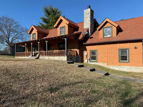 1201 Dickerson Bay Dr, Gallatin, TN 37066