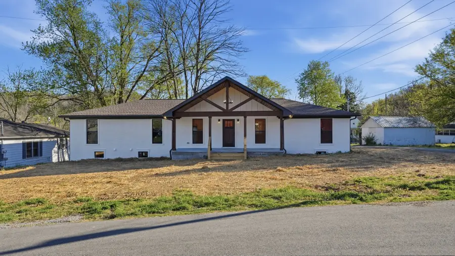 104 Division St, Normandy, TN 37360 - #3