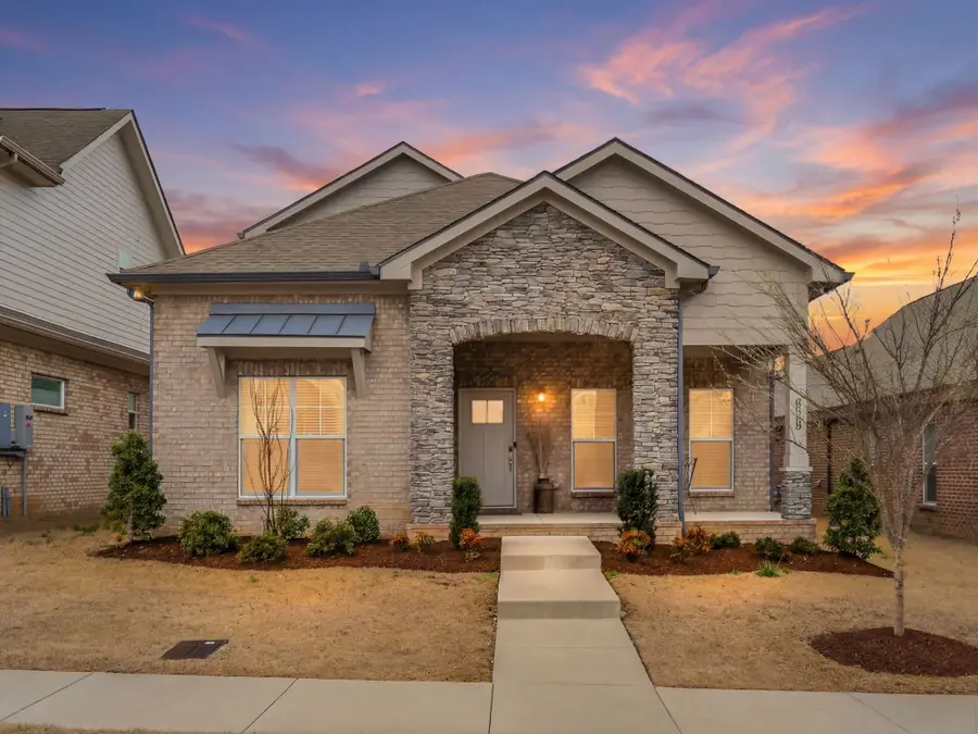 6023 Parkhaven Blvd, Hermitage, TN 37076 - #2