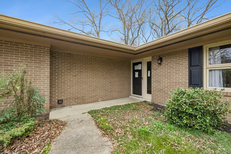 304 Marbeth Ln, Tullahoma, TN 37388 - #2