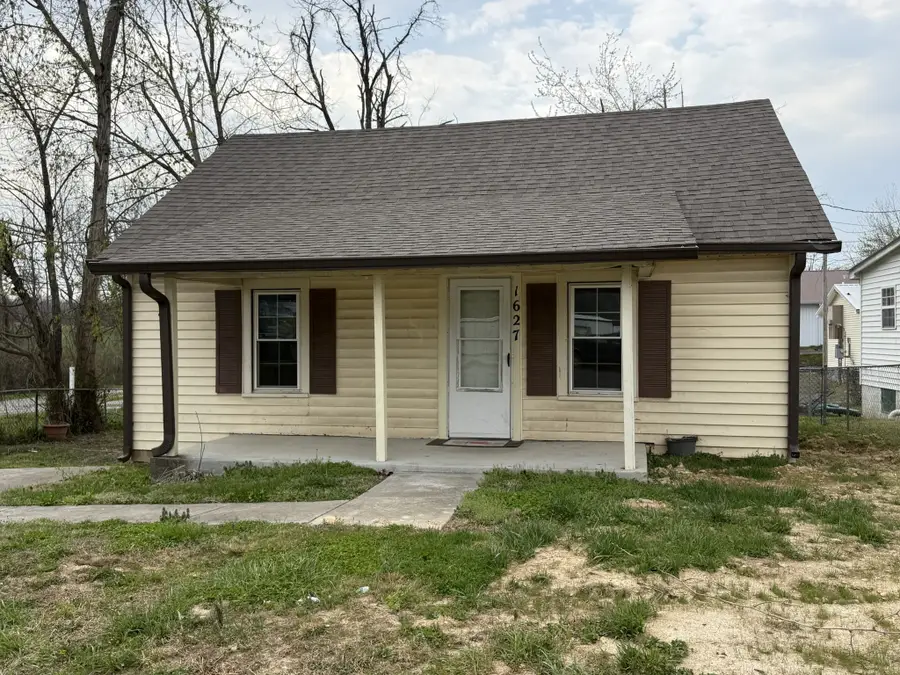 1627 Old Highway 31 E, Westmoreland, TN 37186 - #2